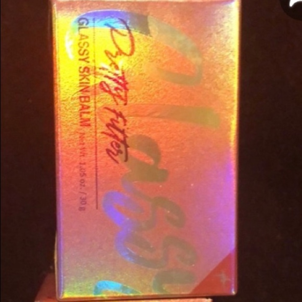 Glassy skim balm